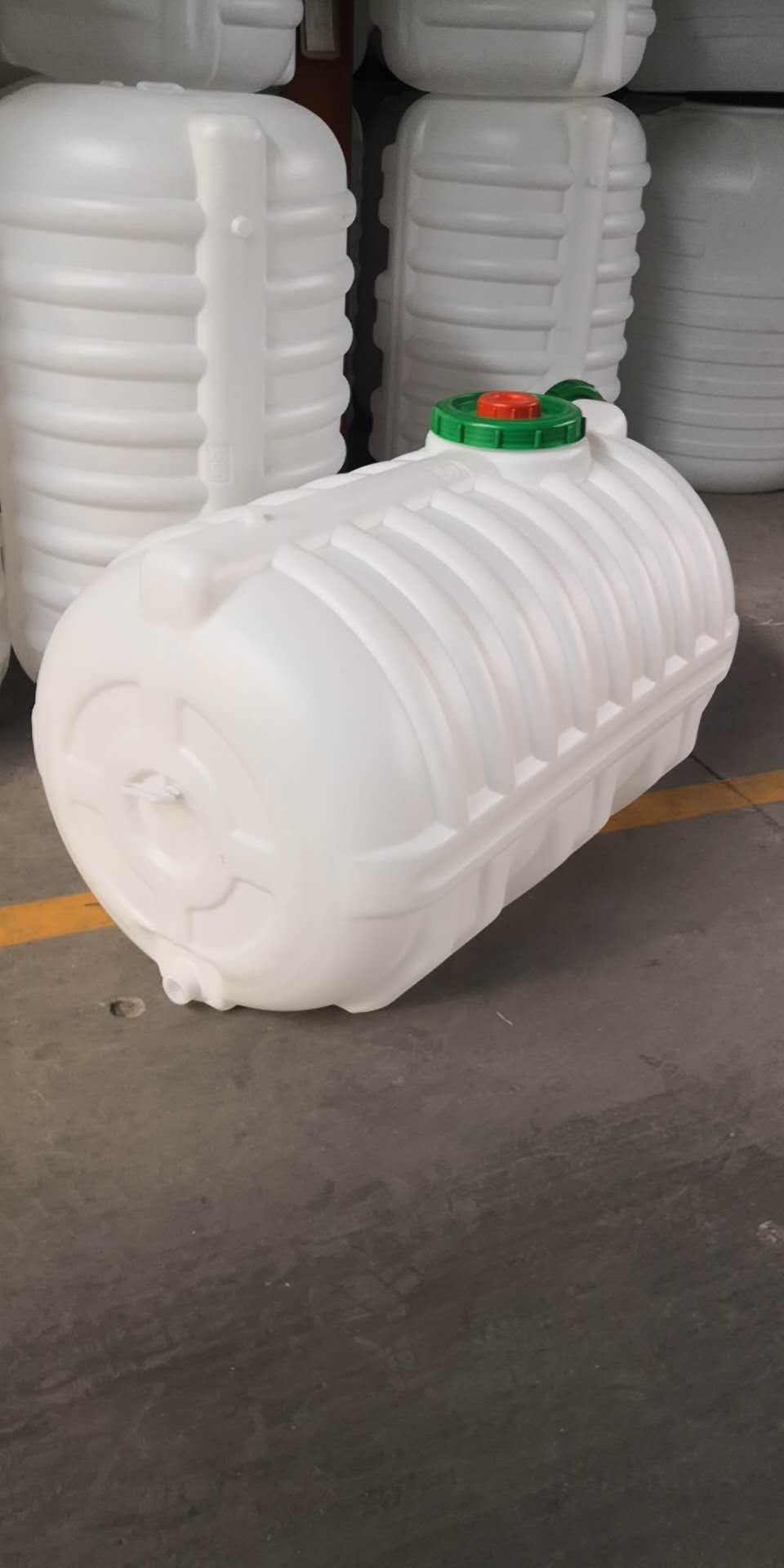 1噸塑料桶，1噸塑料水塔